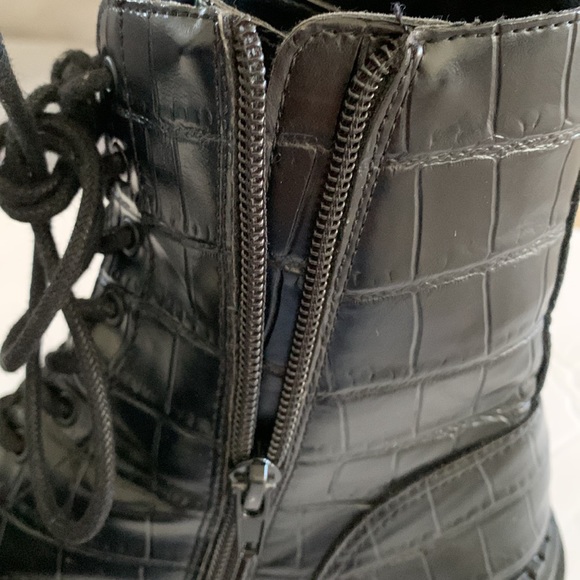 Combat Boots SIZE 6 1/2 - Picture 14 of 16